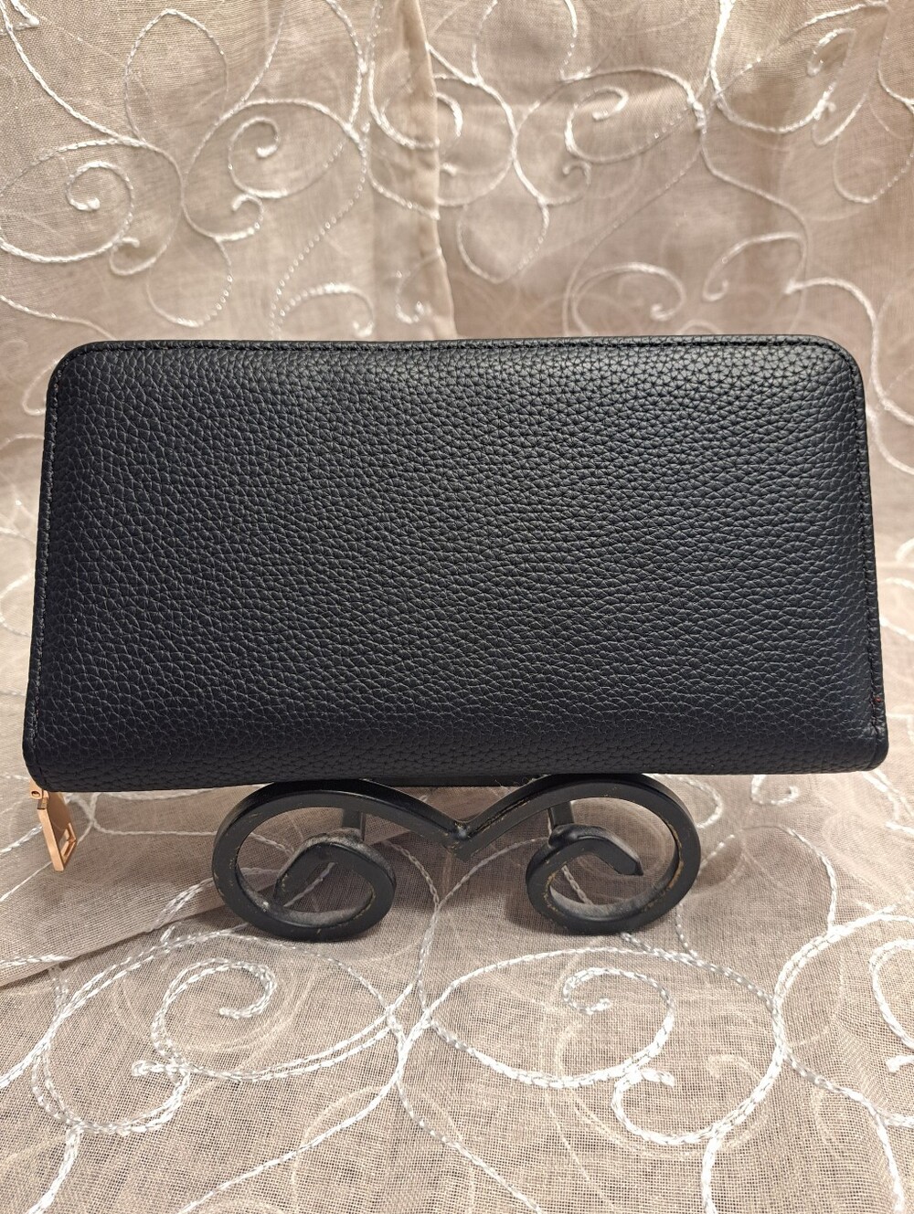 Black Pebbled Soft Vegan Leather Zip Around/Over Wallet - Picture 2 of 8
